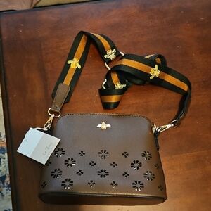 Elegant Brown Crossbody Bag with Embroidered Strap